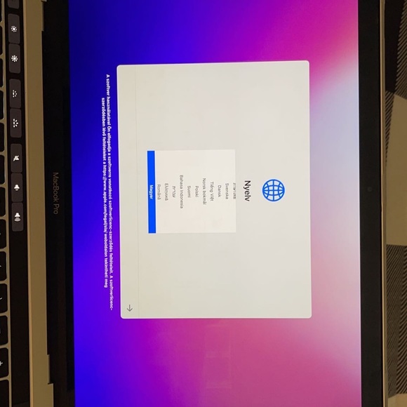 Apple MacBook Pro 13” Display with Touch Bar - Picture 4 of 15